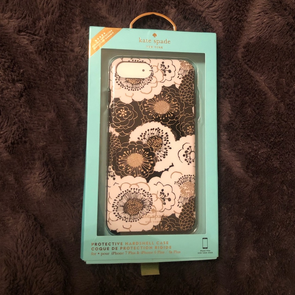 NWT Kate Spade Flower Phone Case